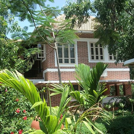 Inn Pondiville Forest Retreat Pondicherry Esterno foto