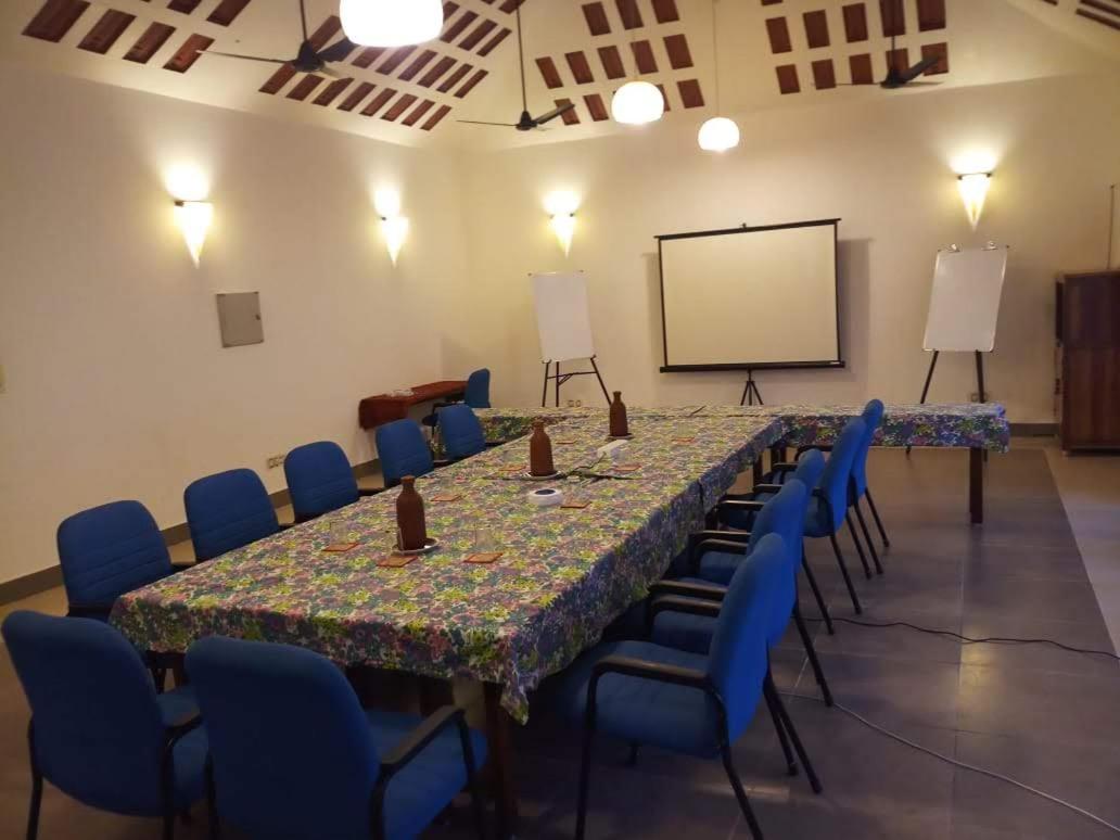 Inn Pondiville Forest Retreat Pondicherry Esterno foto