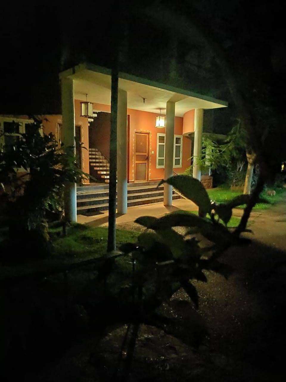 Inn Pondiville Forest Retreat Pondicherry Esterno foto