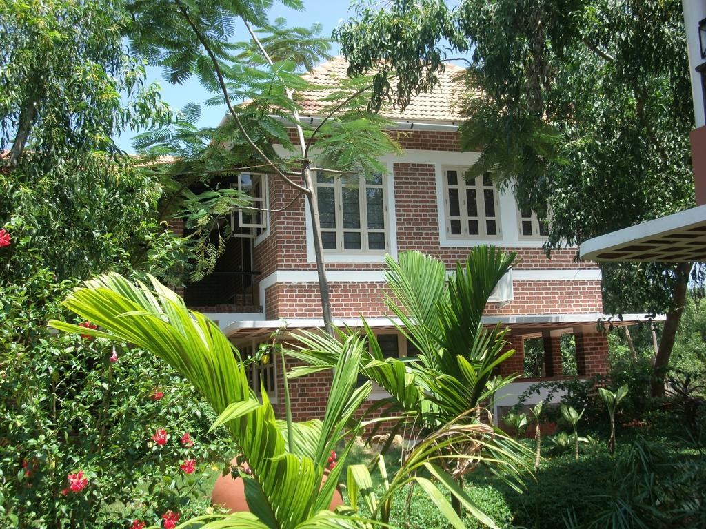 Inn Pondiville Forest Retreat Pondicherry Esterno foto