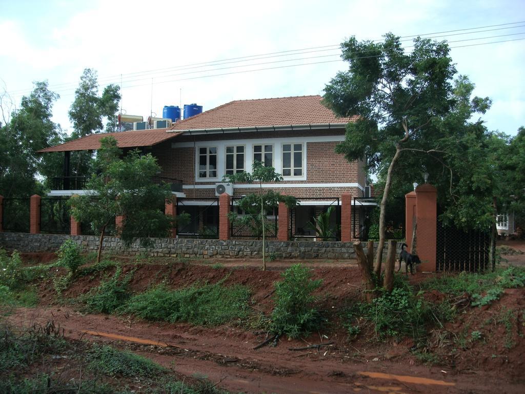 Inn Pondiville Forest Retreat Pondicherry Esterno foto
