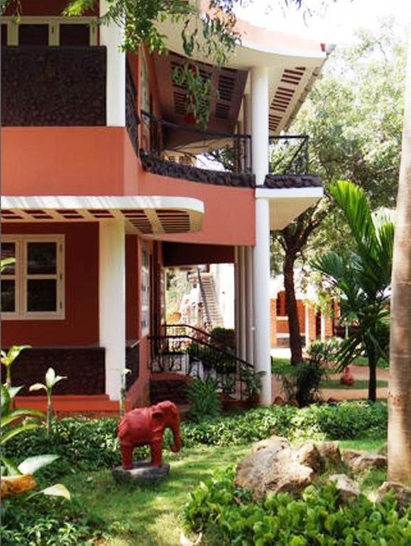 Inn Pondiville Forest Retreat Pondicherry Esterno foto